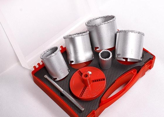 Il foro del carburo di tungsteno della sabbia 67mm del diamante ha visto i supporti conici per taglio legno/d'acciaio del plastica/