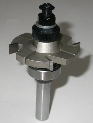 Pezzo di scanalatura regolabile di CNC del metallo pesante con i pezzi variabili del router di CNC dei coltelli (nessun spessori stati necessari)