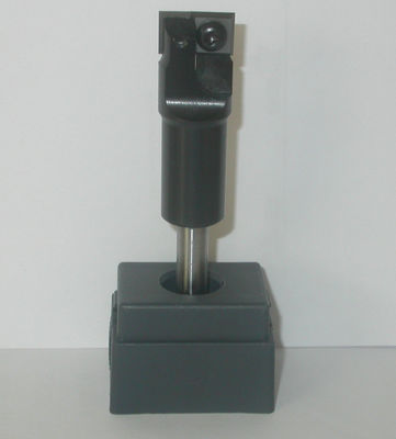 Micro fondo di pulizia di CNC del carburo di tungsteno del grano pungente con i pezzi reversibili del router di CNC dei coltelli