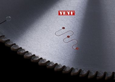 Il taglio di alluminio le lame per sega 450 x 4,0 x 3,2 la x 120T, la plastica, lama per il taglio di metalli